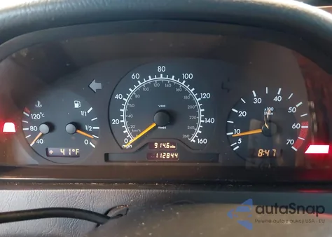 1999 Mercedes-Benz C 230 Kompressor z USA, uszkodzony, nr VIN WDBHA24G1XA803812